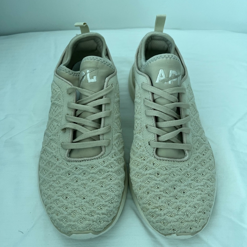 APL Techloom Phantom size 8.5 - Color Cashmere (dirty insoles)